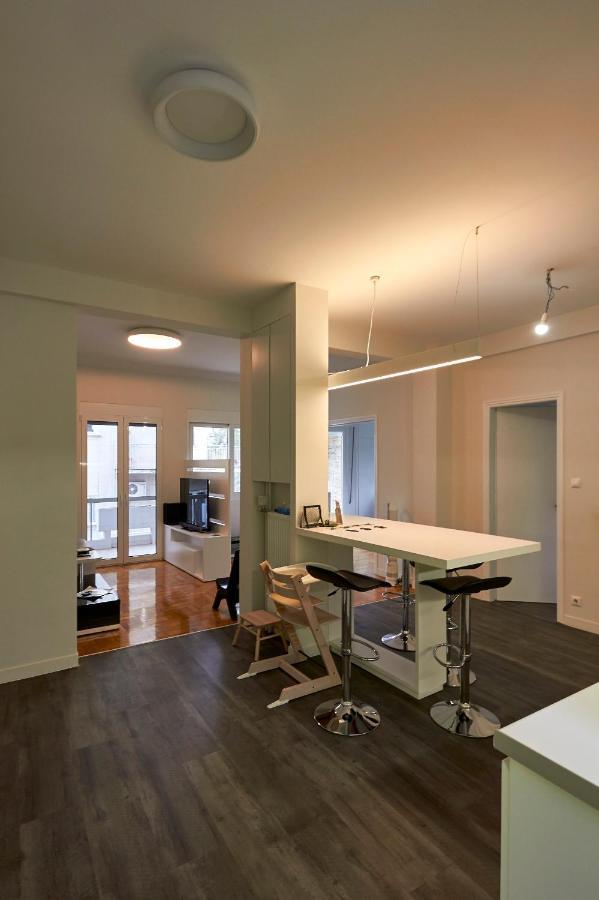 Fully Renovated, Family-Friendly Apartment, Next To A Huge Green Park, In Athens Center Ngoại thất bức ảnh