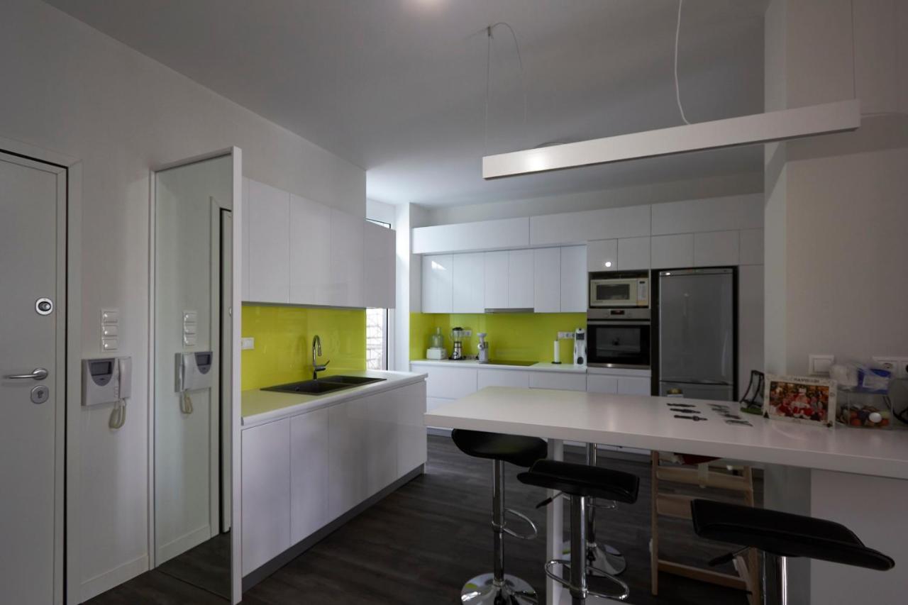 Fully Renovated, Family-Friendly Apartment, Next To A Huge Green Park, In Athens Center Ngoại thất bức ảnh