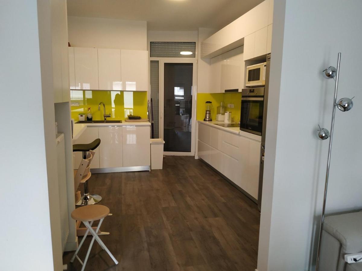 Fully Renovated, Family-Friendly Apartment, Next To A Huge Green Park, In Athens Center Ngoại thất bức ảnh