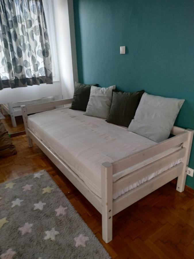 Fully Renovated, Family-Friendly Apartment, Next To A Huge Green Park, In Athens Center Ngoại thất bức ảnh